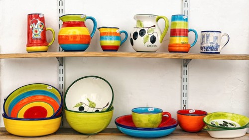 Colourful ceramics, typical tableware in front of a souvenir shop, Óbidos, Portugal, Europe