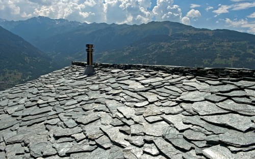 Traditional Valais stone slab roof, Mase, municipality of Mont-Noble, Val d'Hérens, Valais,