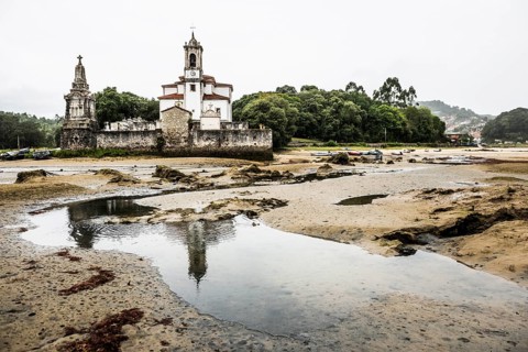 Church and cemetery by the sea, Parroquia de Nuestra Señora de los Dolores, near Llanes, Asturias,