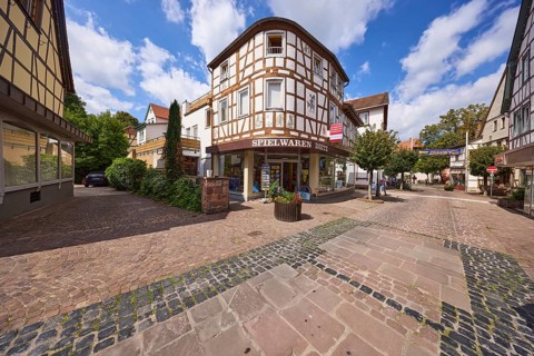 Toy shop in a rounded half-timbered house in Braunstraße in Michelstadt, Odenwald, Odenwaldkreis,