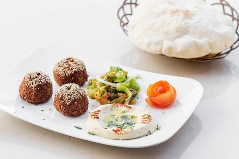 Falafel hummus houmus starter snack middle eastern food mezze platter