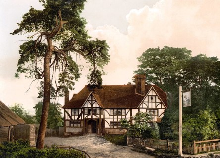 A traditional 13th century inn, now George & Dragon in Tunbridge Wells, England, Historic,