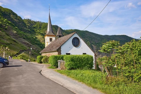 St Laurentius Church with chapel in Bremm, Cochem-Zell district, Rhineland-Palatinate, Germany,