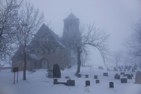 Zinnwald, church in winter