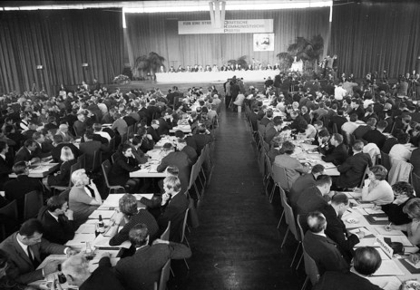 DEU, Germany, Düsseldorf: The communists' move from their exile in the GDR in 1969 was not without