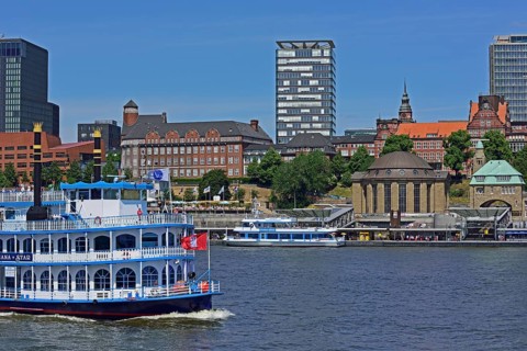 Europe, Germany, Hanseatic City of Hamburg, St. Pauli, Landungsbrücken, Elbe, view over the Elbe to