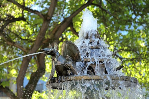 Dragon as mythical creature from the Elwetritschenbrunnen by Gernot Rump 1978, sculpture, work of