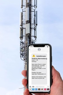 Symbolic image Cell Broadcast, warning service via mobile phone, by SMS, to all devices located in