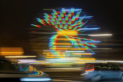Augustus Market in Dresden. Ferris wheel with road traffic, Dresden, Saxony, Germany, Europe