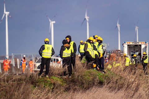 At the hamlet of Lützerath, at the Garzweiler 2 open-cast lignite mine, the RWE Group erects a