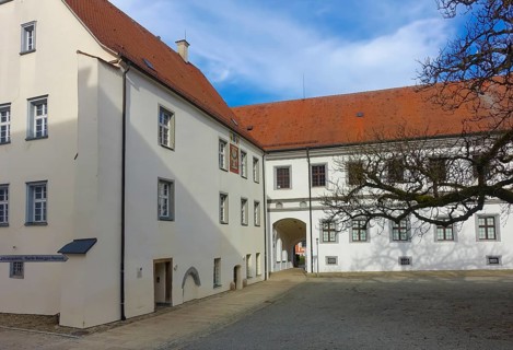 Inner courtyard, castle courtyard, left Schlössle, Meßkirch Castle, Castle of the Counts of