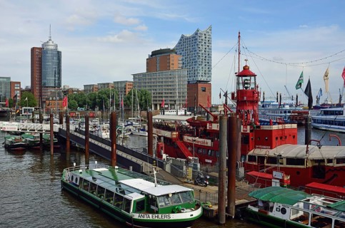 Germany, Hamburg, HafenCity, Kehrwiederspitze, Elbphilharmonie, Europe
