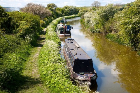Kennet and Avon canal stretch between All Cannings and Alton Barnes, Vale of Pewsey, Wiltshire,