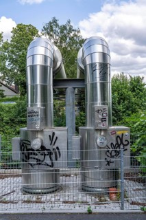 New STEAG district heating pipeline in Essen, over the railway tracks of the S6 line in Essen-Süd,