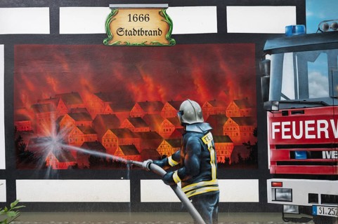 Wall painting in memory of the town fire in Freudenberg in 1666, Freudenberg, North