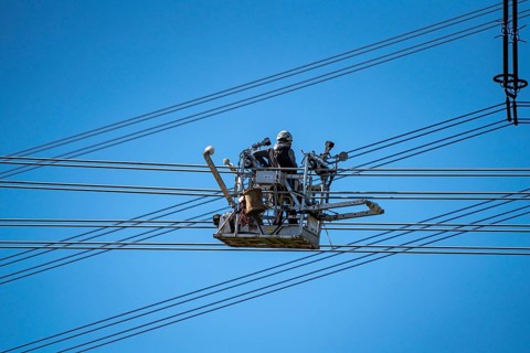 Construction of a new line route, 380 KV extra-high-voltage line between Osterath and Gohr, near