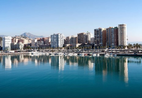 Apartment blocks and yachts in marina of Muelle Uno port development, city of Malaga, Spain, Europe