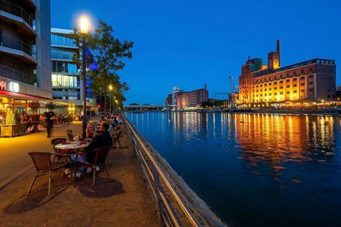 The inner harbour, in Duisburg, building Küppersmühle, and Werhahn-Mühle on the right, gastronomy,