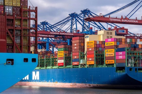 Magleby Maersk container freighter at EUROGATE Container Terminal, Waltershofer Hafen, one of the