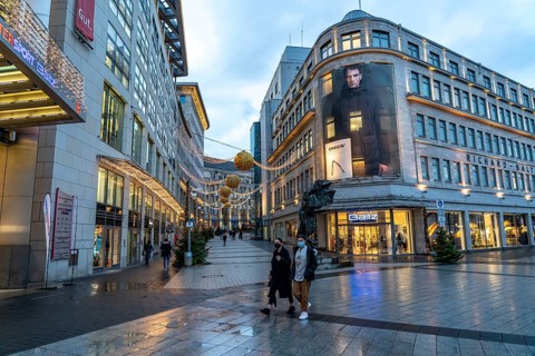 The city centre of Bochum, on the day of the opening of the Christmas light decorations, usually