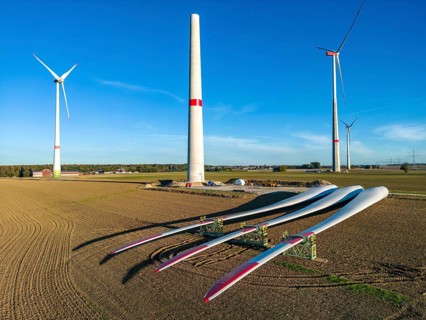 Wind farm near Bad Wünnenberg, construction site, storage area for a new wind turbine, components