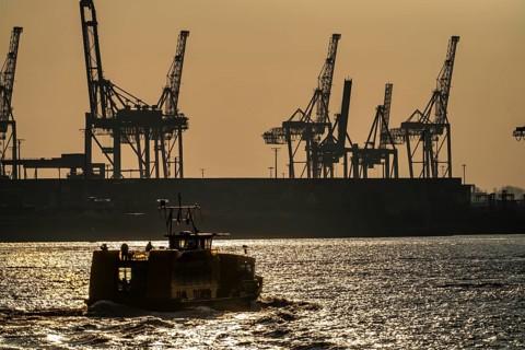 Port of Hamburg, HHLA Container Terminal Burchardkai, Athabaskakai, on the Elbe, Hadag harbour