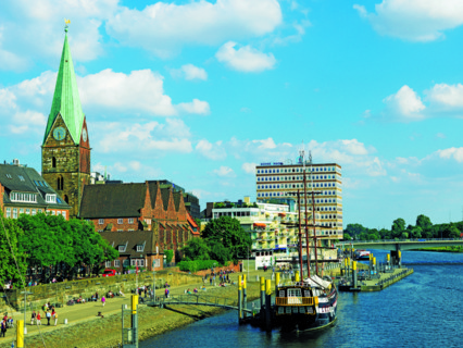 Weser, an der Schlachte, riverside promenade, Old Town, Bremen, Germany, Europe