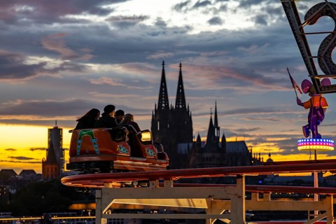 Happy Colonia funfair, Corona-compliant funfair at the Deutzer Werft, on the Rhine, Cologne