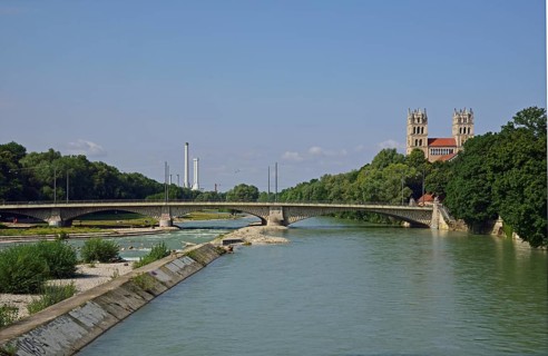 Europe, Germany, Bayer, Munich, Glockenbachviertel, Isar, Reichenbachbrücke, Church of St
