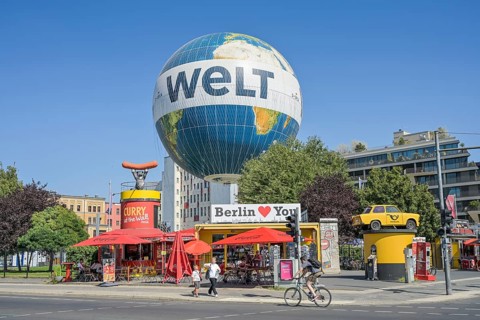 World Hi-Flyer, Zimmerstrasse, Mitte, Berlin, Germany, Europe
