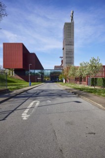 Entrance to the Nordstern industrial park with Fritz-Schupp-Straße, winding tower of the former