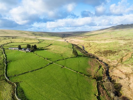 Farms over West Dart River in Dartmoor National Park, Devon, England, United Kingdom, Europe