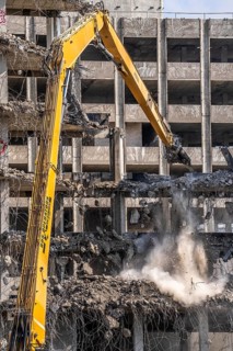 Construction site on Haroldstraße, demolition of a former office building, after complete gutting