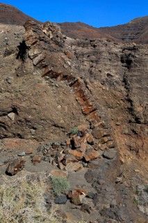 Igneous dyke geological intrusive structure, formation, Jandia peninsula, Fuerteventura, Canary