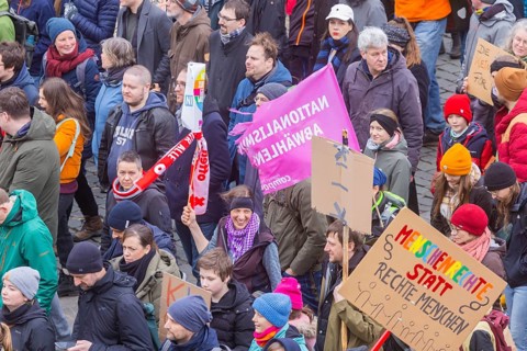 160 organisations and initiatives demonstrated against the right in Dresden on Saturday. Around 10,
