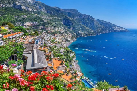 Panorama of the village on the cliffs above the sea, Positano, Amalfi Coast, Amalfitana, Campania,