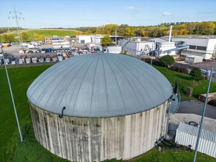 Biogas storage, pipelines of the Reterra biogas plant, biogas is produced in a fermenter over a