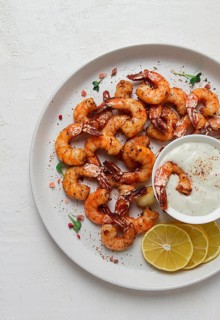 Fried shrimp, headless, with spices, grilled, homemade, no people