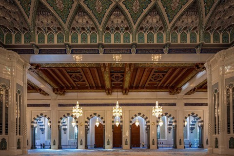 Sultan Qaboos Grand Mosque, prayer hall for men, Muscat, Oman, Asia