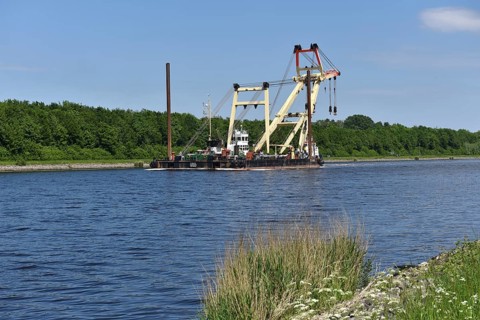 The 600 tonne floating crane, salvage crane, ship crane, crane ship, crane ENAK in the Kiel Canal,