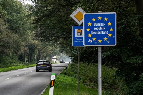 The so-called Green Border, near Straelen, between Germany and the Netherlands, country road, B58,