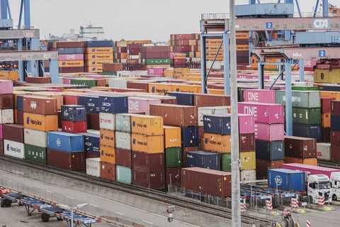 Altenwerder container terminal in Hamburg, 26/07/2024. /