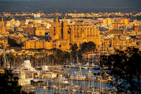 Panorama of Palma de Majorca, Bay of Palma, with the marina and the Cathedral of St Mary, Balearic