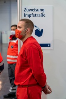 Test run in the vaccination centre for corona vaccinations, in a hall at Messe Essen, entrance to