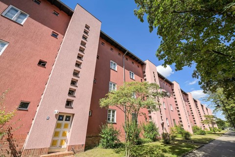 Residential building, Fritz-Reuter-Allee, Hufeisensiedlung, Britz, Neukölln, Berlin, Germany,