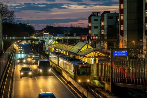 A40 motorway, Ruhrschnellweg, Savignystrasse underground station, ETEC Essen, North