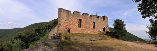 The ruins of Wolfsburg Castle above Neustadt an der Weinstraße