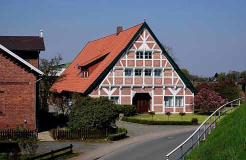 Europe, Germany, Lower Saxony, Altes Land near Hamburg, Steinkirchen an der Lühe, old half-timbered
