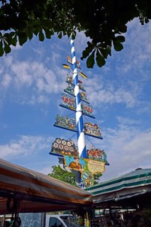 Europe, Germany, Bavaria, City, City of Munich, Viktualienmarkt, Maypole, Europe