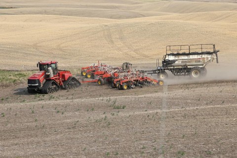 Seeding in Saskatchewan drought conditions Agriculture Canada